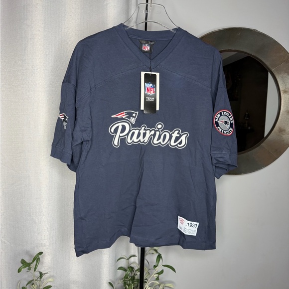NWT Zara Woman NFL NEW ENGLAND PATRIOTS T-SHIRT Top Size M Medium - Picture 4 of 8